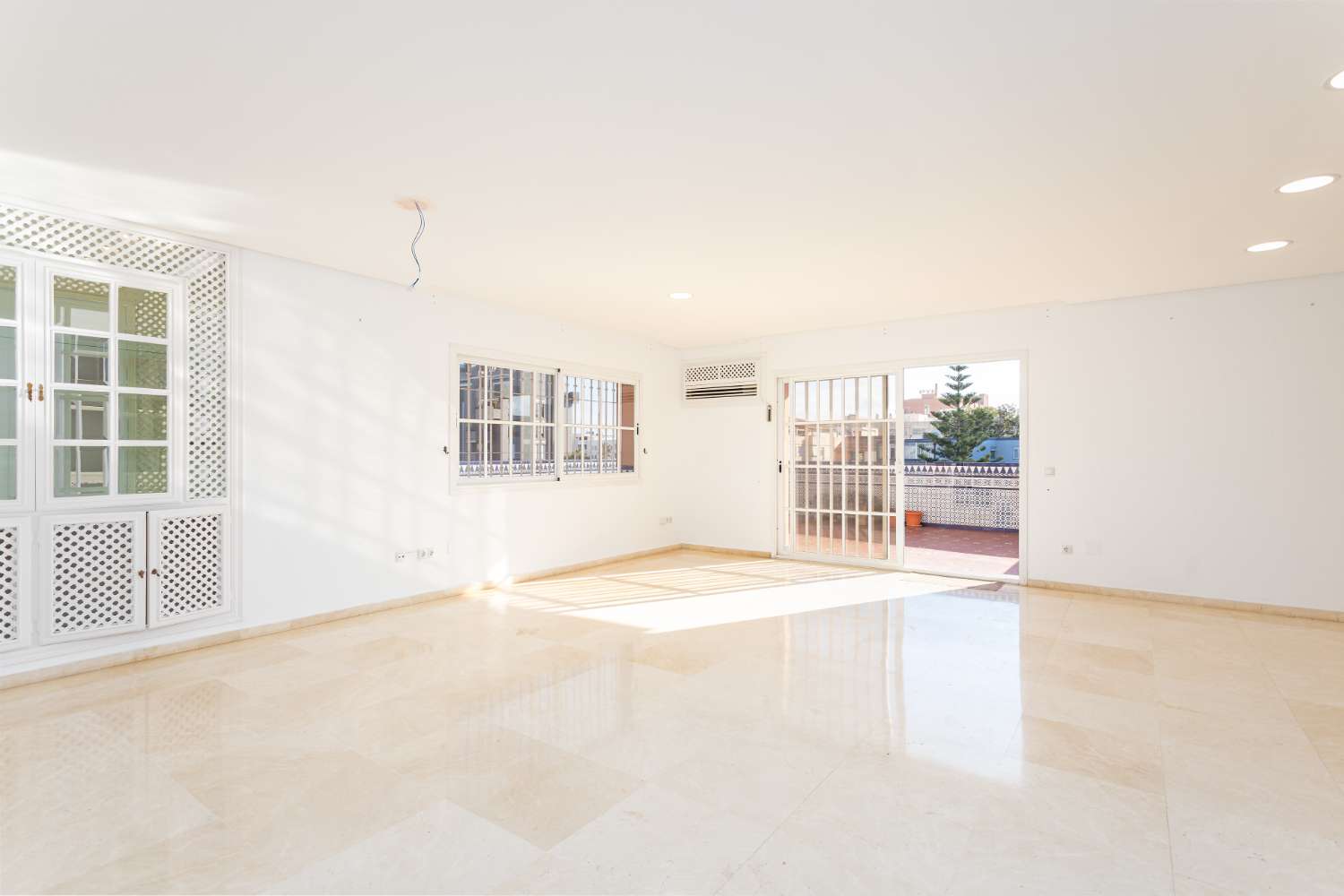 SPECTACULAR PENTHOUSE IN THE HEART OF FUENGIROLA