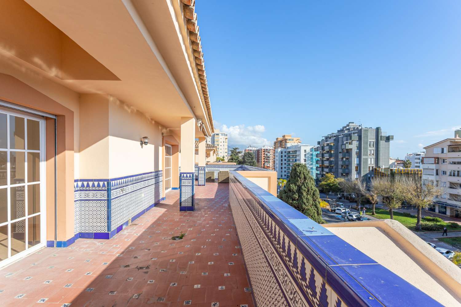 SPECTACULAR PENTHOUSE IN THE HEART OF FUENGIROLA