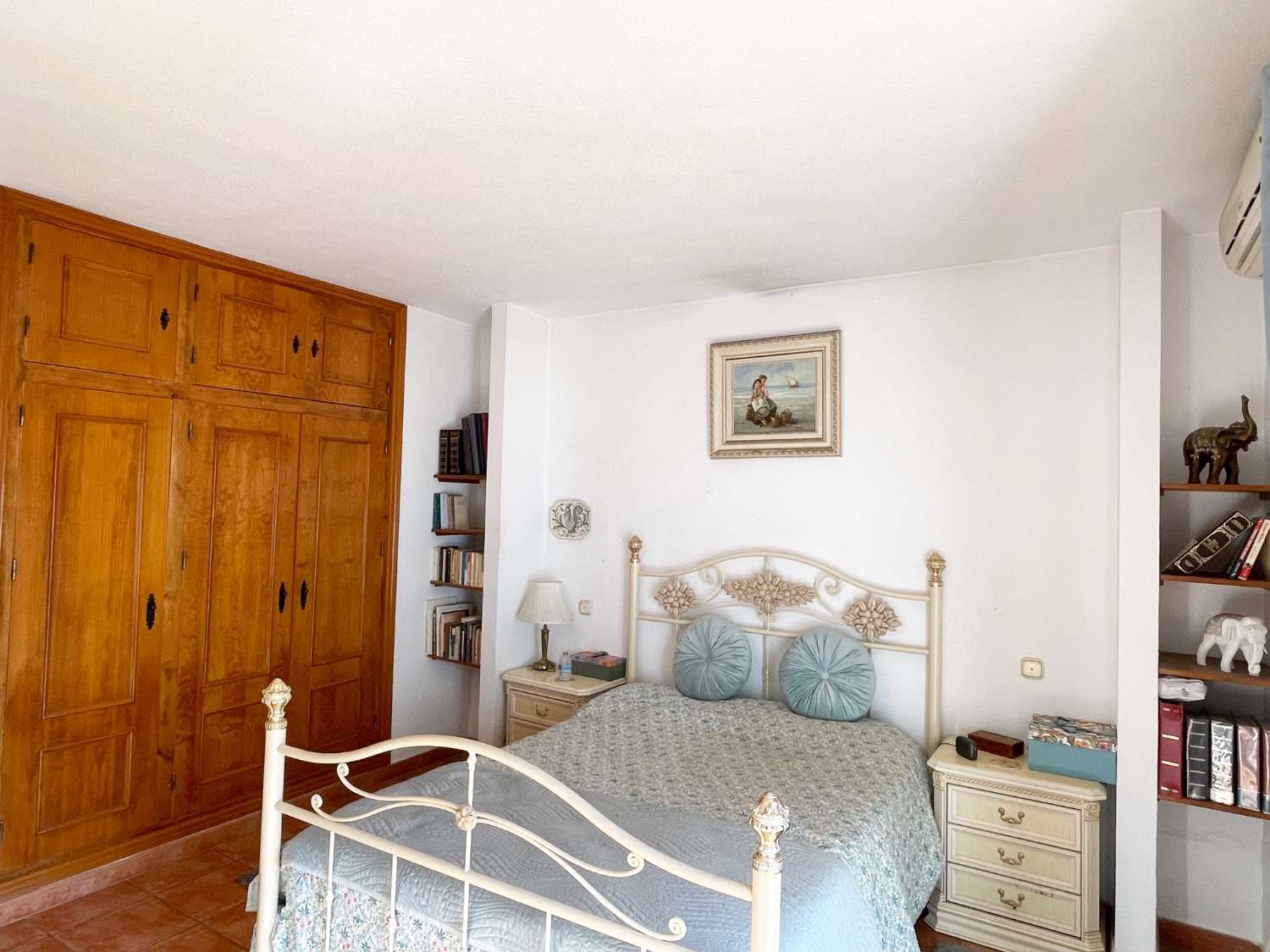 CASA ADOSADA EN VENTA, FUENGIROLA