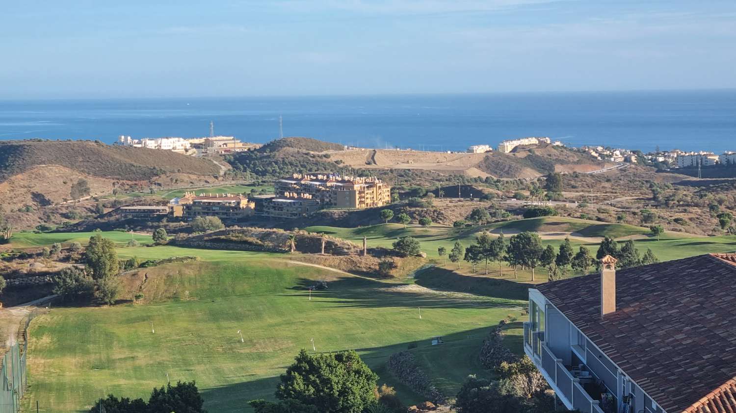 NUEVA PROMOCIONES EN LA CALA DE MIJAS, SITUADOS EN PRIMERA LINEA DE LOS CAMPOS CALANOVA GOLF