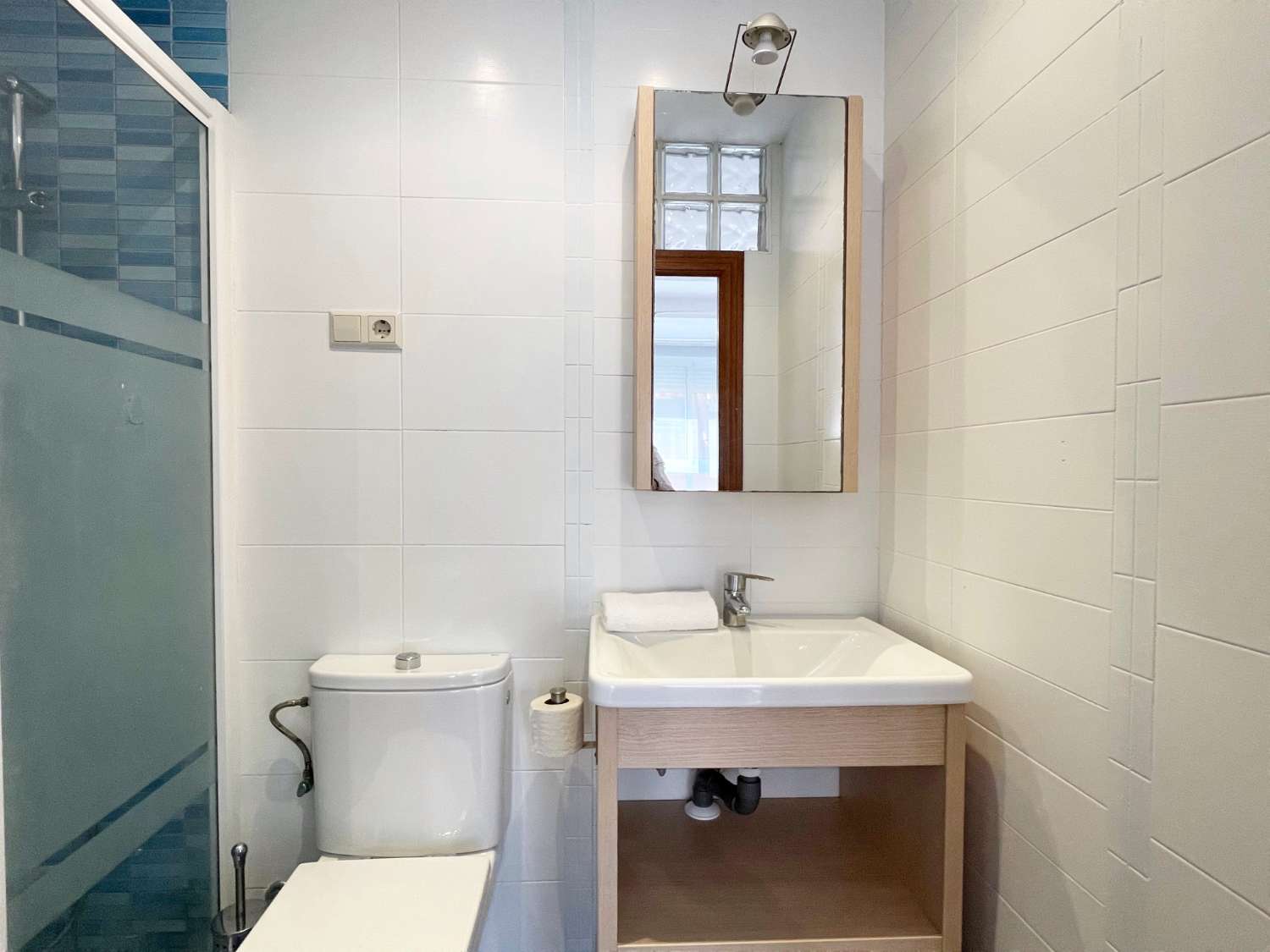 PISO EN VENTA, FUENGIROLA