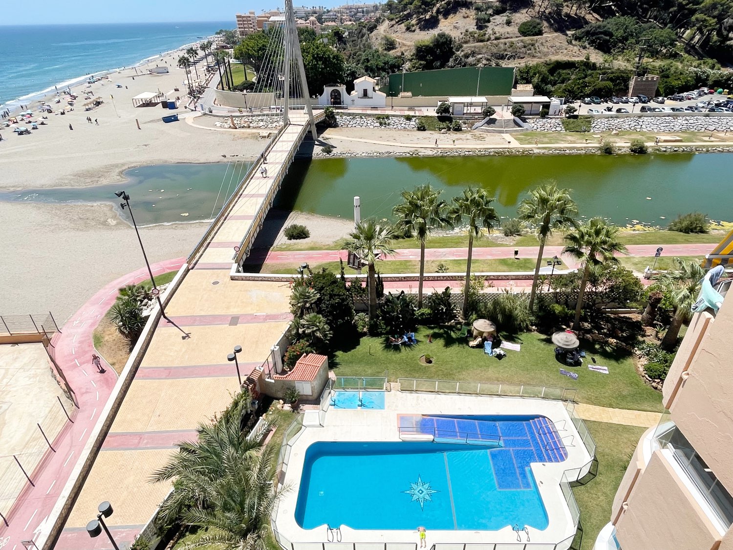 Atico en primera línea de playa