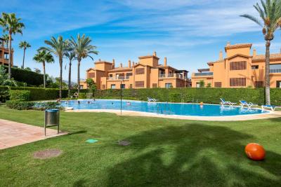 Flat for sale in Estepona