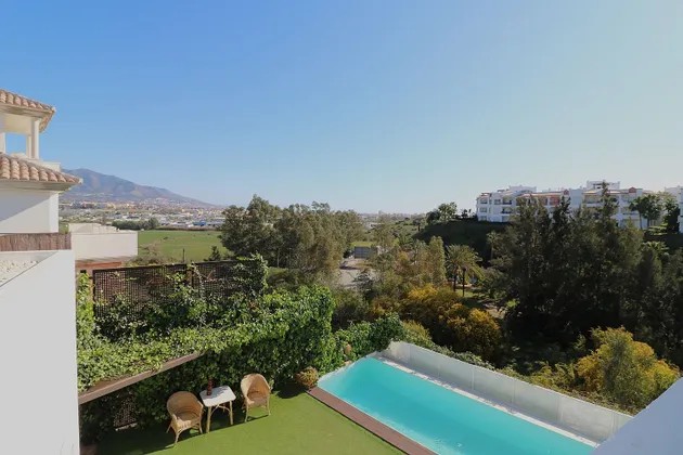 CHALET INDEPENDIENTE EN VENTA, MIJAS