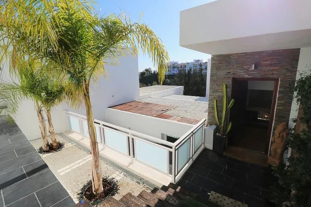 CHALET INDEPENDIENTE EN VENTA, MIJAS