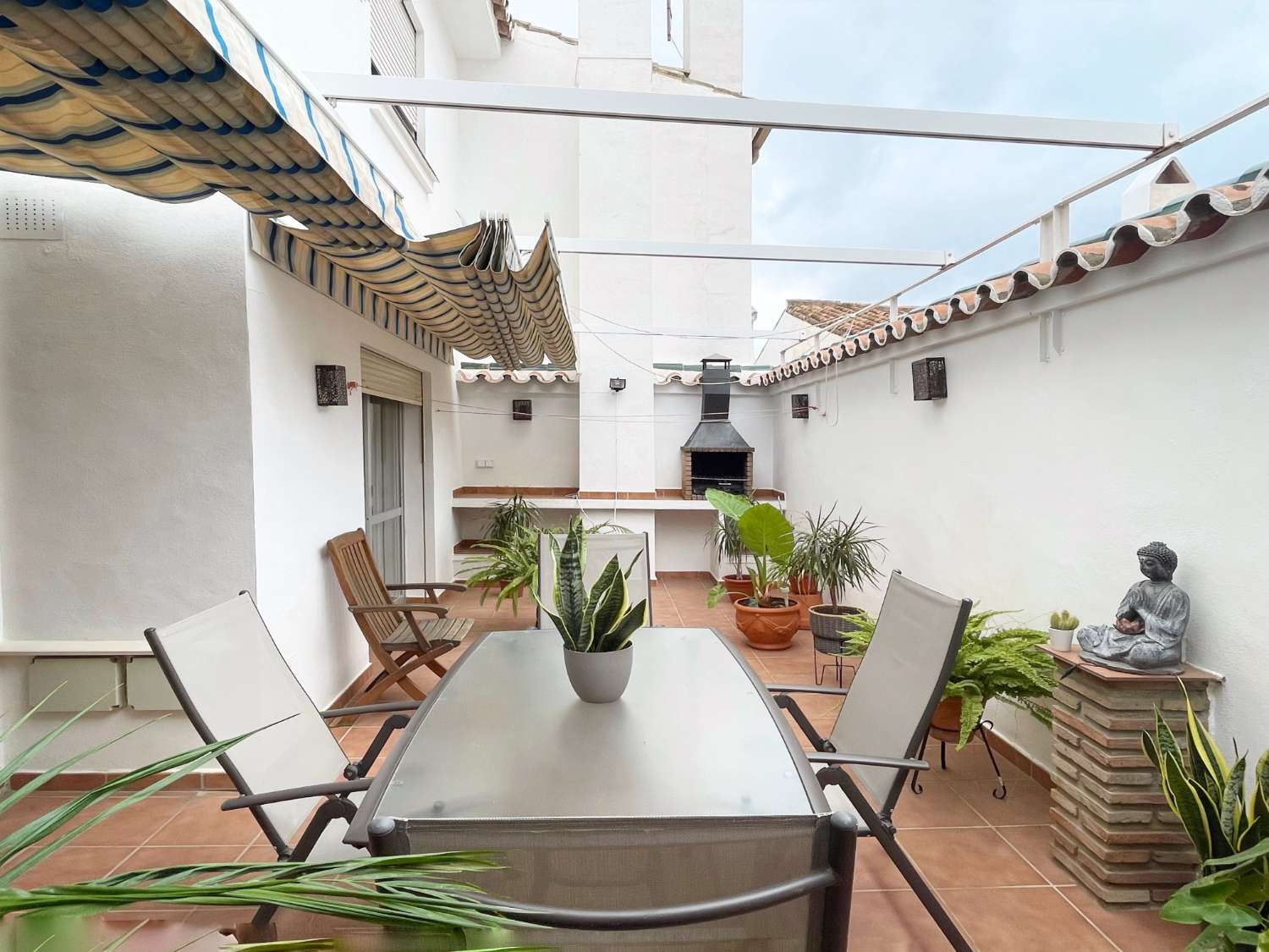 CHALET ADOSADO EN VENTA, FUENGIROLA