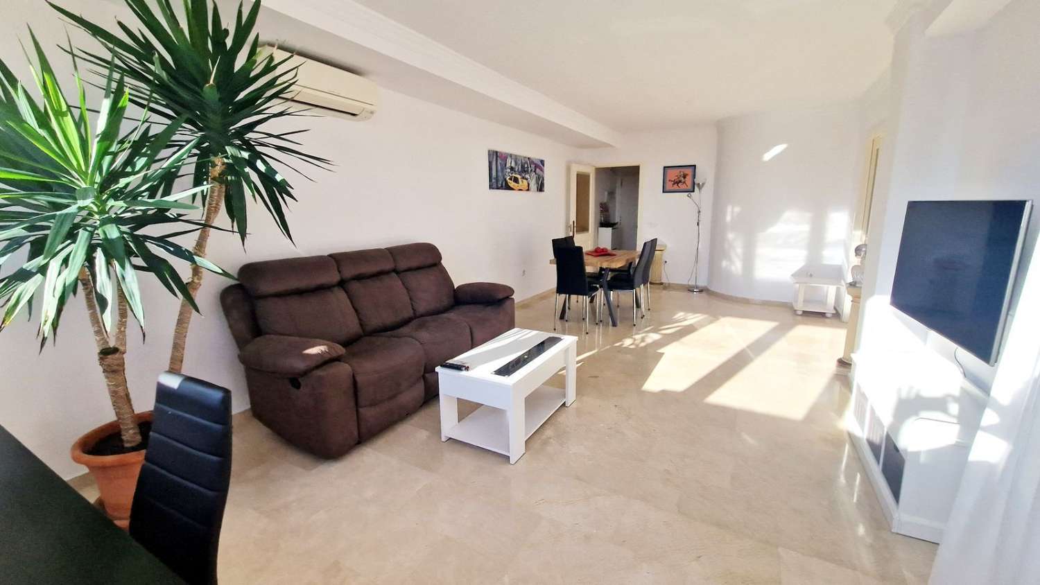 PISO EN VENTA, FUENGIROLA