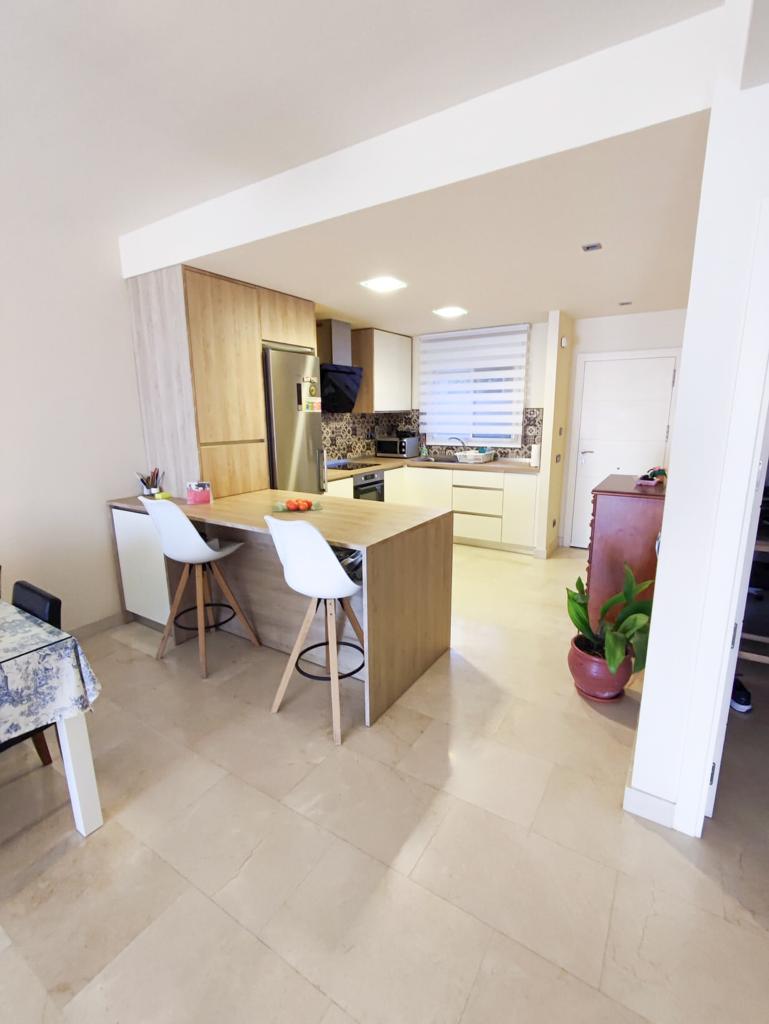 APARTAMENTO EN VENTA, FUENGIROLA