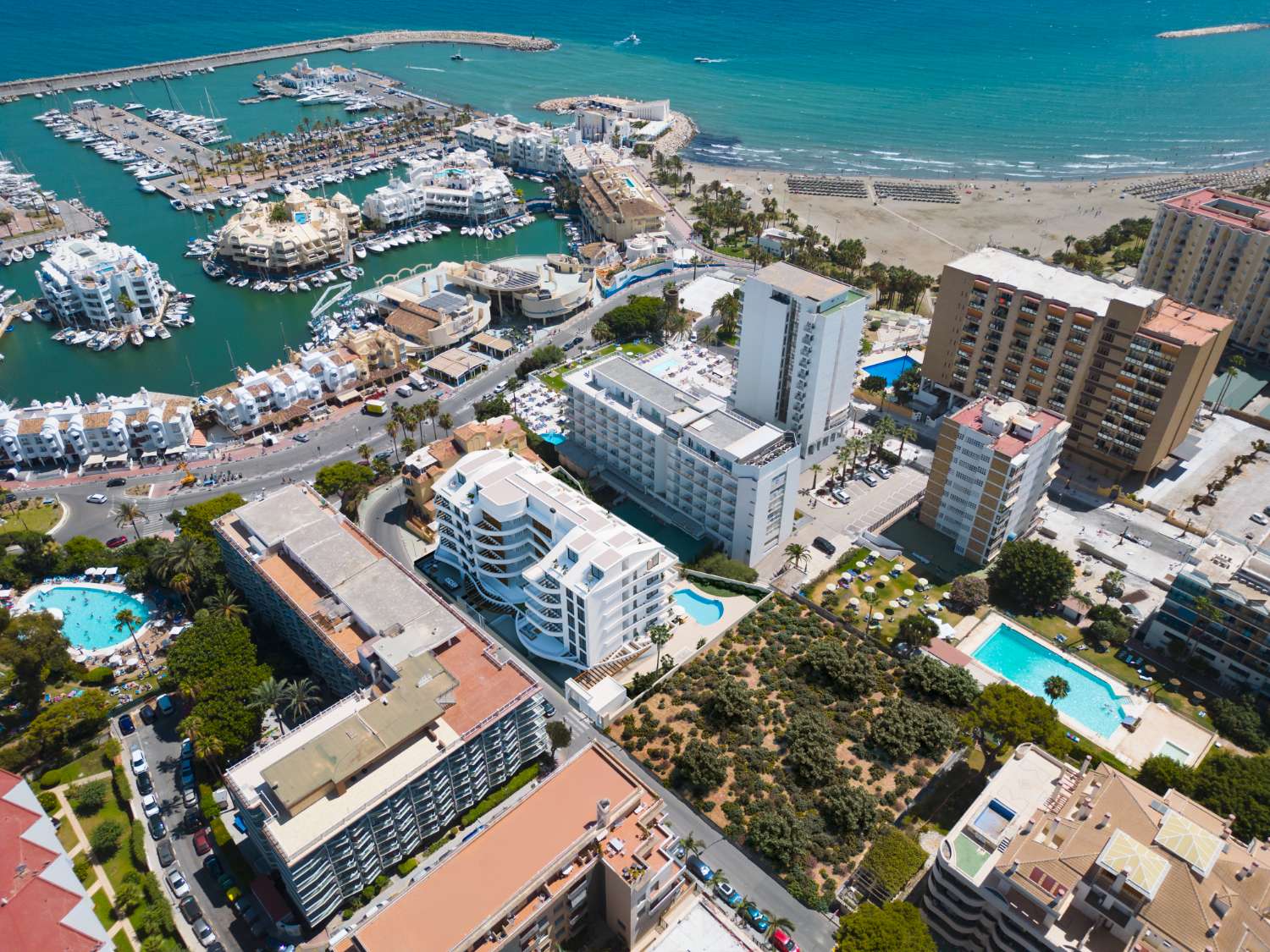 Huoneisto myynnissä Solymar - Puerto Marina (Benalmádena)