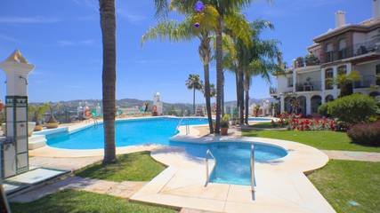 CASA ADOSADA EN VENTA, MIJAS GOLF