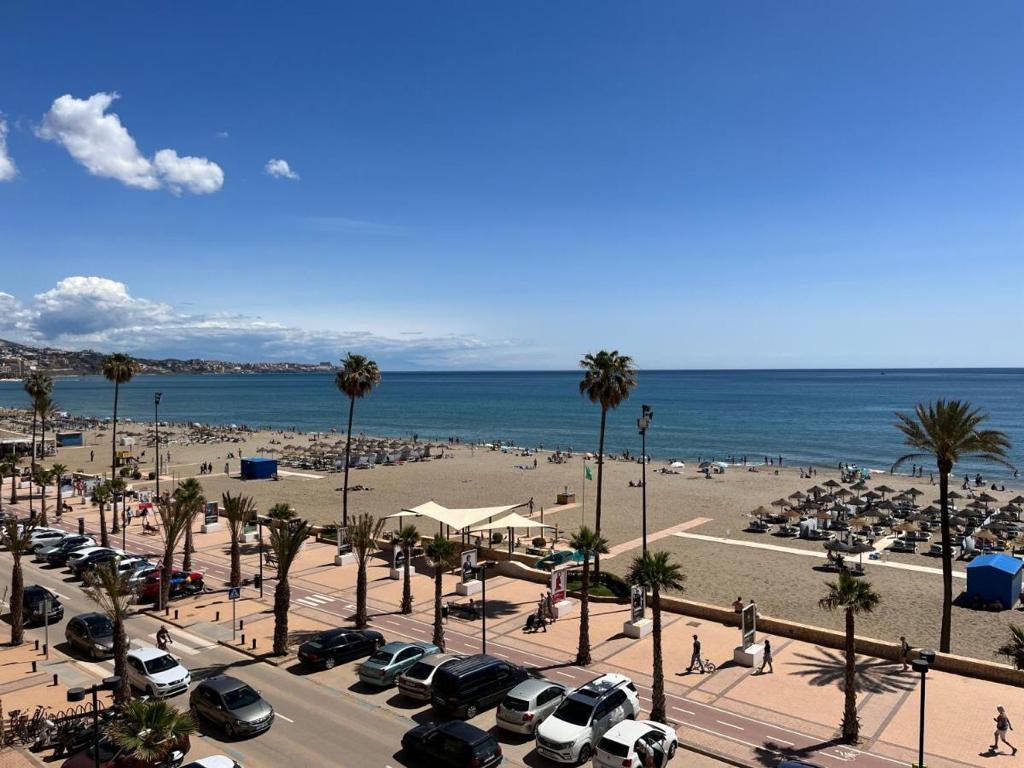 iMPRESIONANTE PISO EN EL CENTRO DE LOS BOLICHES, FUENGIROLA