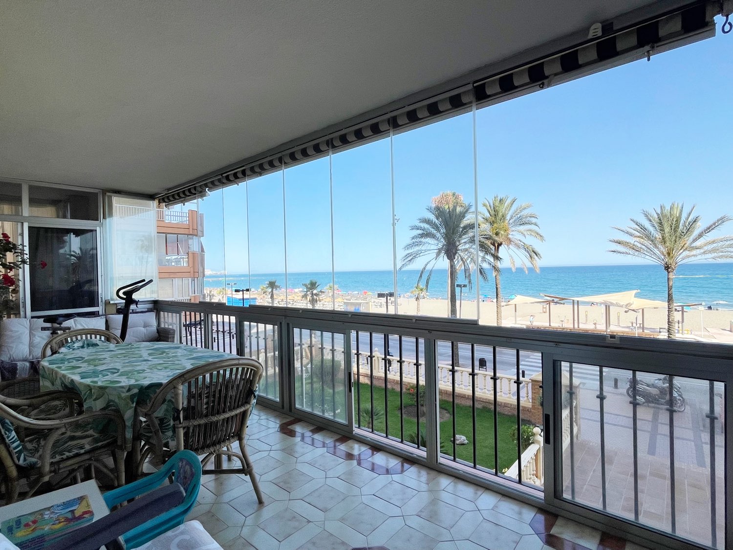 Flat for rent in Carvajal - Las Gaviotas (Fuengirola)