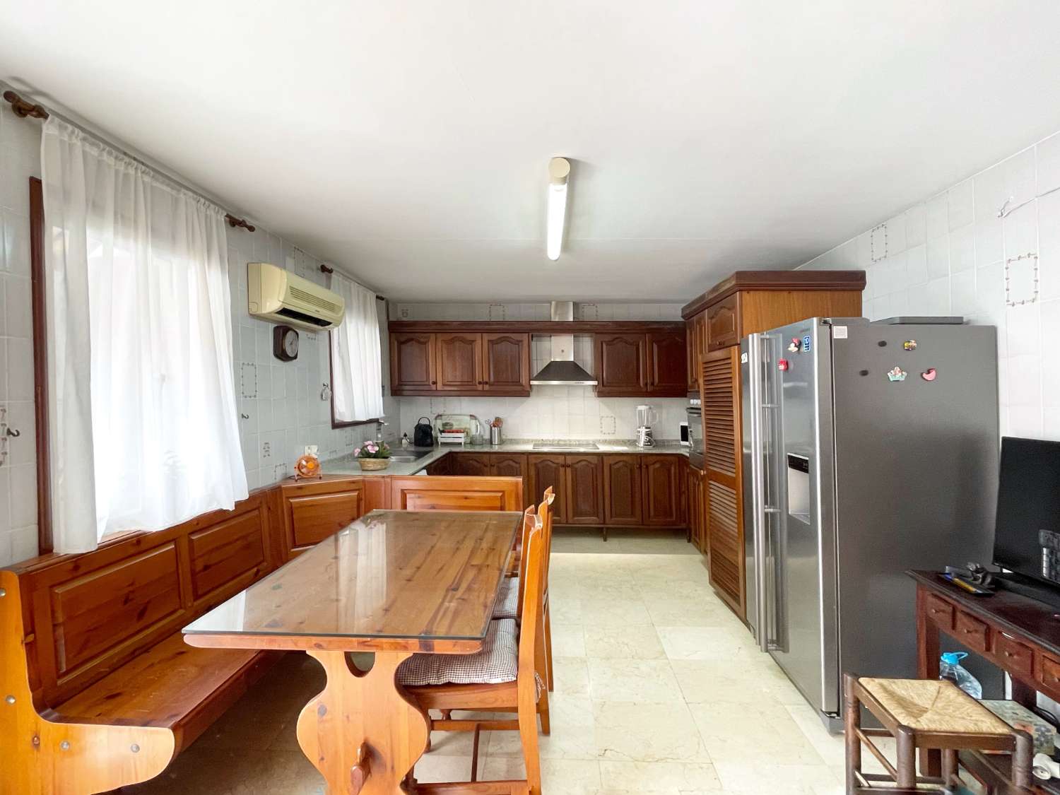 CHALET ADOSADO EN VENTA, FUENGIROLA