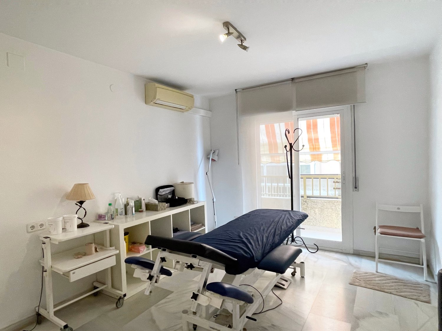 VENTA PISO CENTRO FUENGIROLA