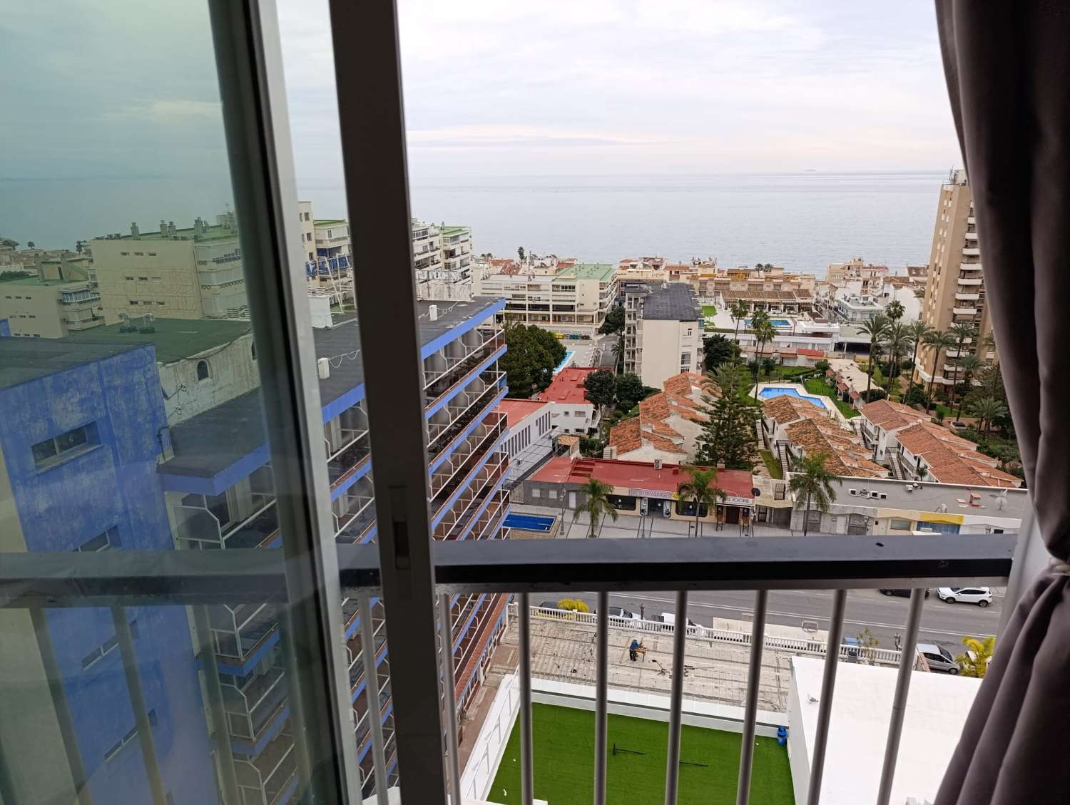 Yksiö myynnissä La Carihuela - Los Nidos (Torremolinos)